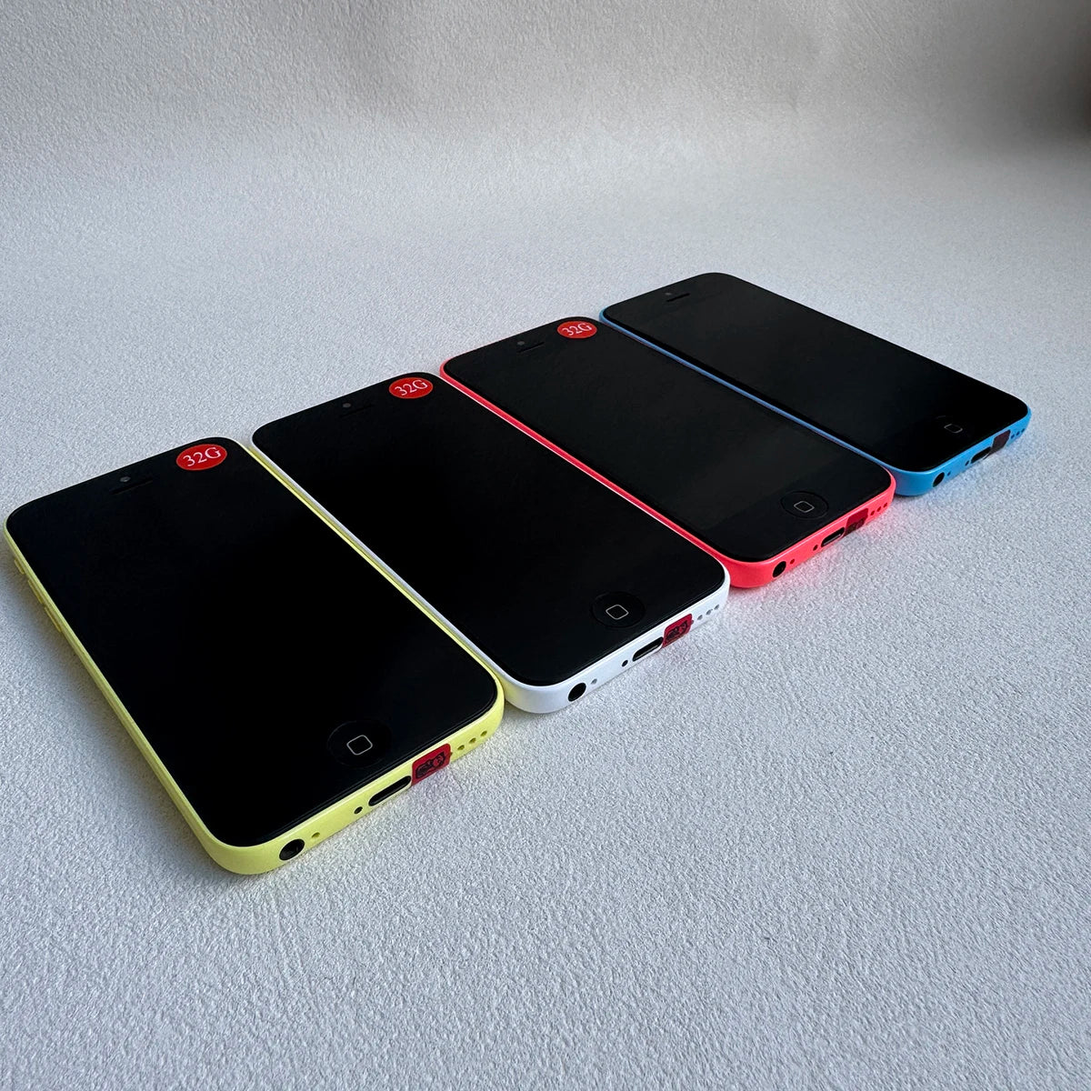 iPhone 5C 3G Mobile Phone 4.0 Display Screen Dual Core CellPhone Unlocked Old Phone