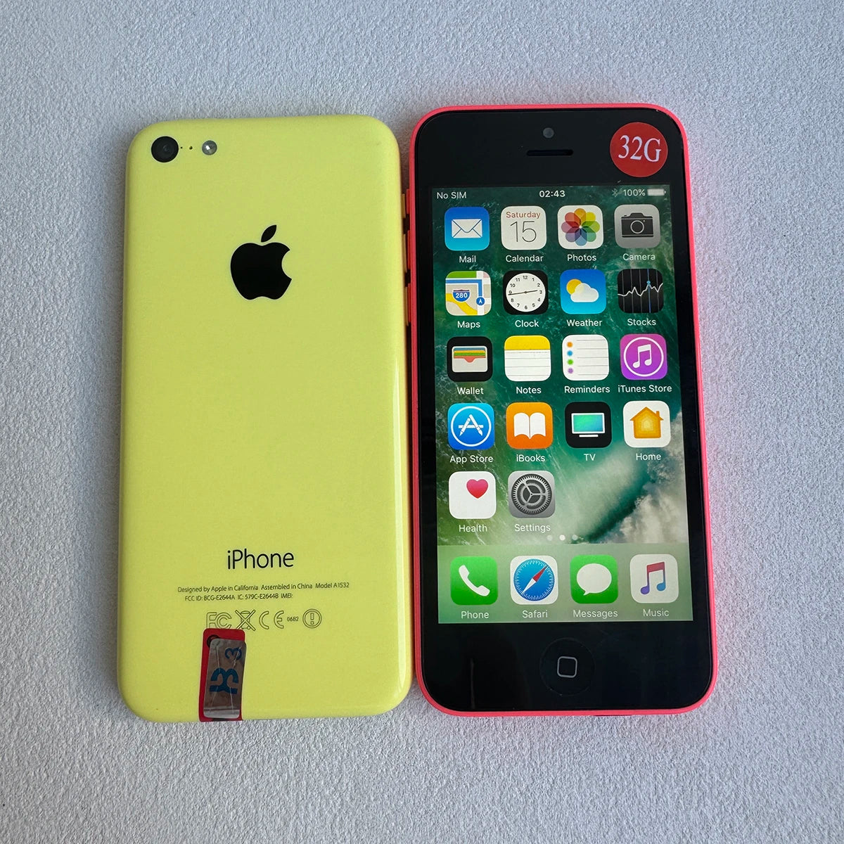 iPhone 5C 3G Mobile Phone 4.0 Display Screen Dual Core CellPhone Unlocked Old Phone