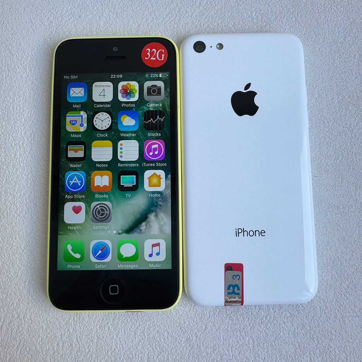 iPhone 5C 3G Mobile Phone 4.0 Display Screen Dual Core CellPhone Unlocked Old Phone